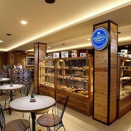 Life Puri Hotel Surabaya Gubeng المظهر الخارجي الصورة
