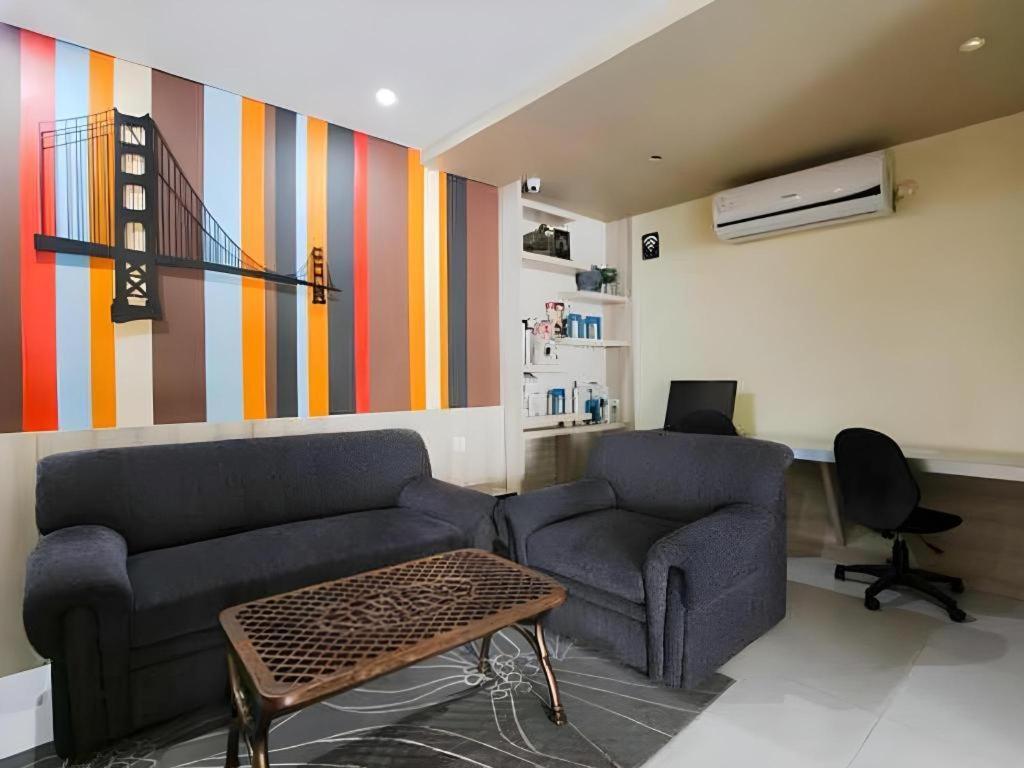Life Puri Hotel Surabaya Gubeng المظهر الخارجي الصورة
